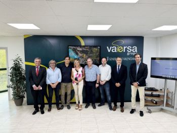 Da sinistra a destra: José Alberto Comos, direttore generale di Vaersa; Francisco Javier Sendra, segretario regionale per l'Ambiente e il Territorio; Alfons Dominguez, sindaco di Alzira; Salomé Pradas, assessore all'Ambiente, all'Acqua, alle Infrastrutt